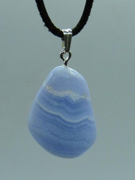 Chalcedon, Kenya/Namibia, mit Silberöse